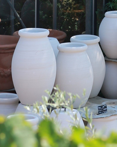 Pottery Xvi Century Jar