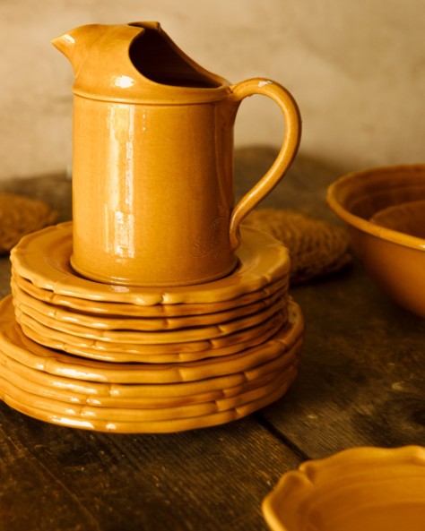 Old Marseille Dishes