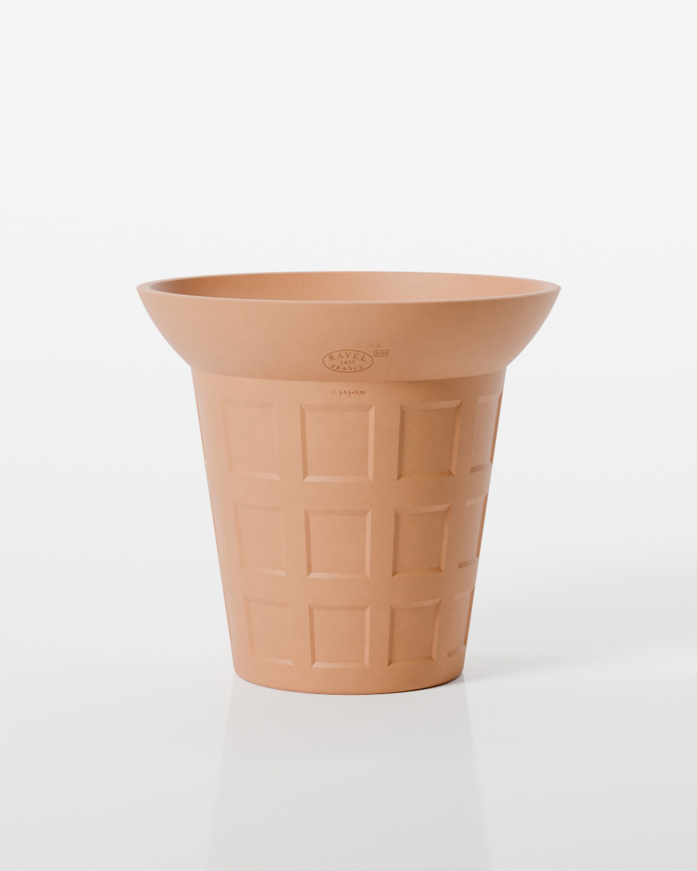 VASE DAMIER